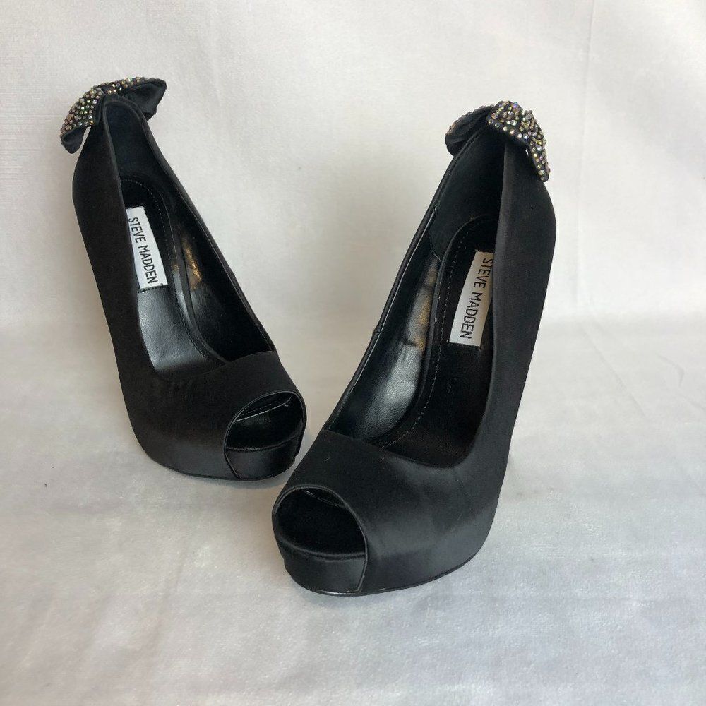 Steve Madden Black Shimma Stiletto shoes 7M. SC